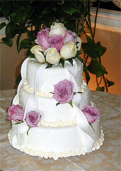 three layer rose bouqet cake