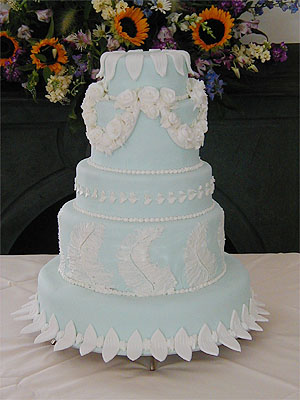 Custom cake with feathers